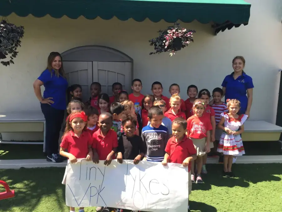 VPK class with their teachers